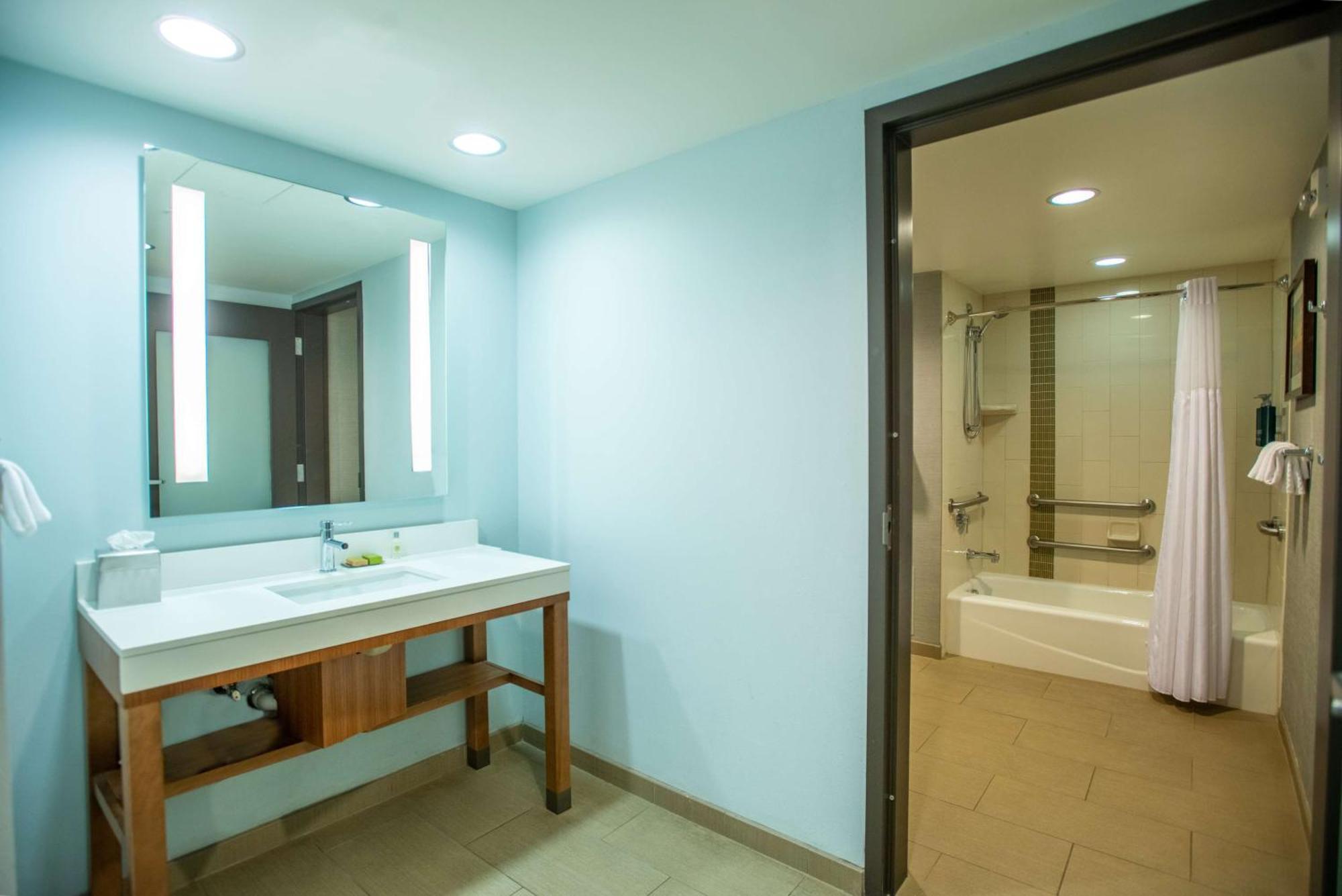 Doubletree By Hilton Asheville Downtown Ngoại thất bức ảnh