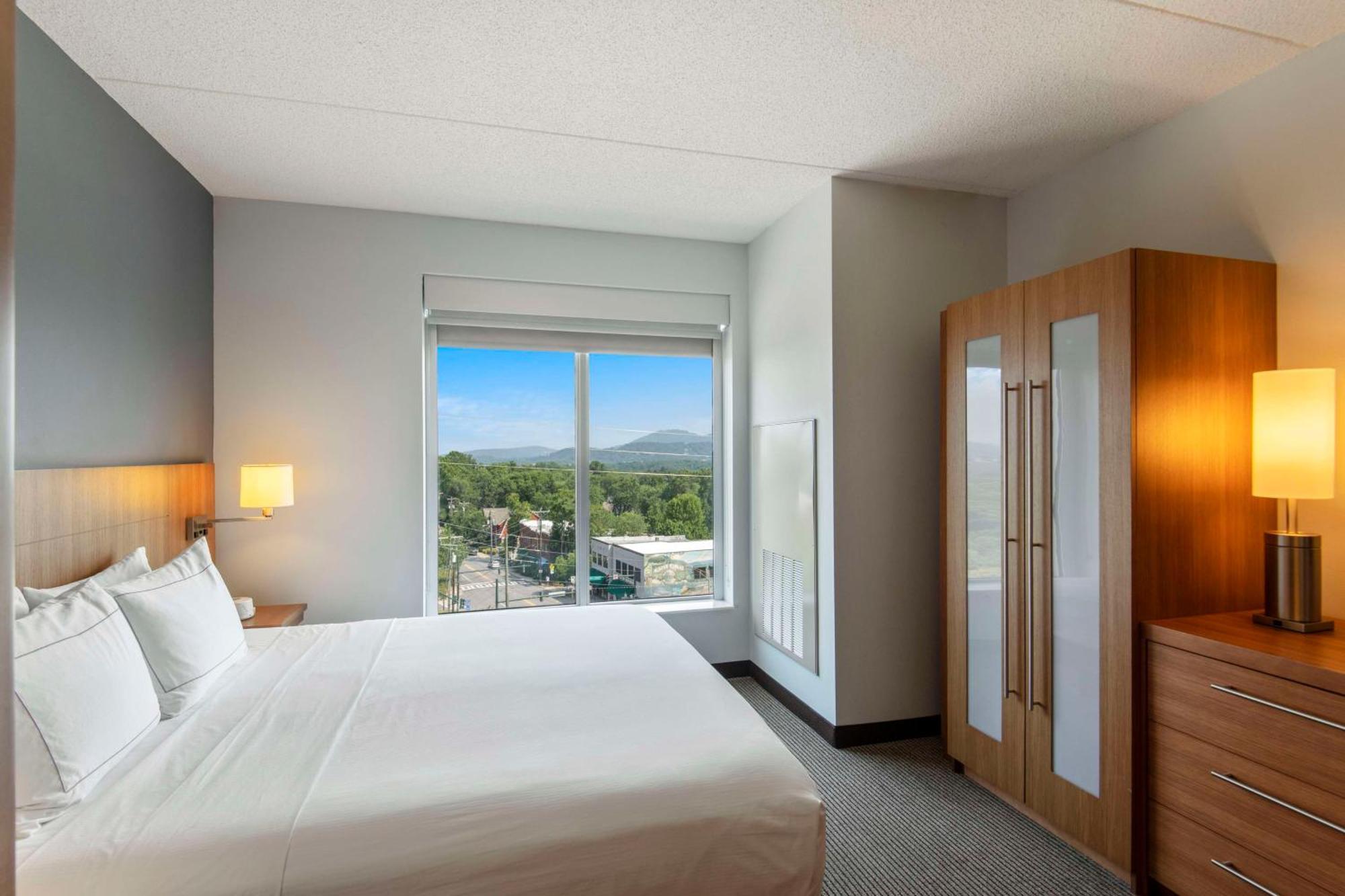 Doubletree By Hilton Asheville Downtown Ngoại thất bức ảnh