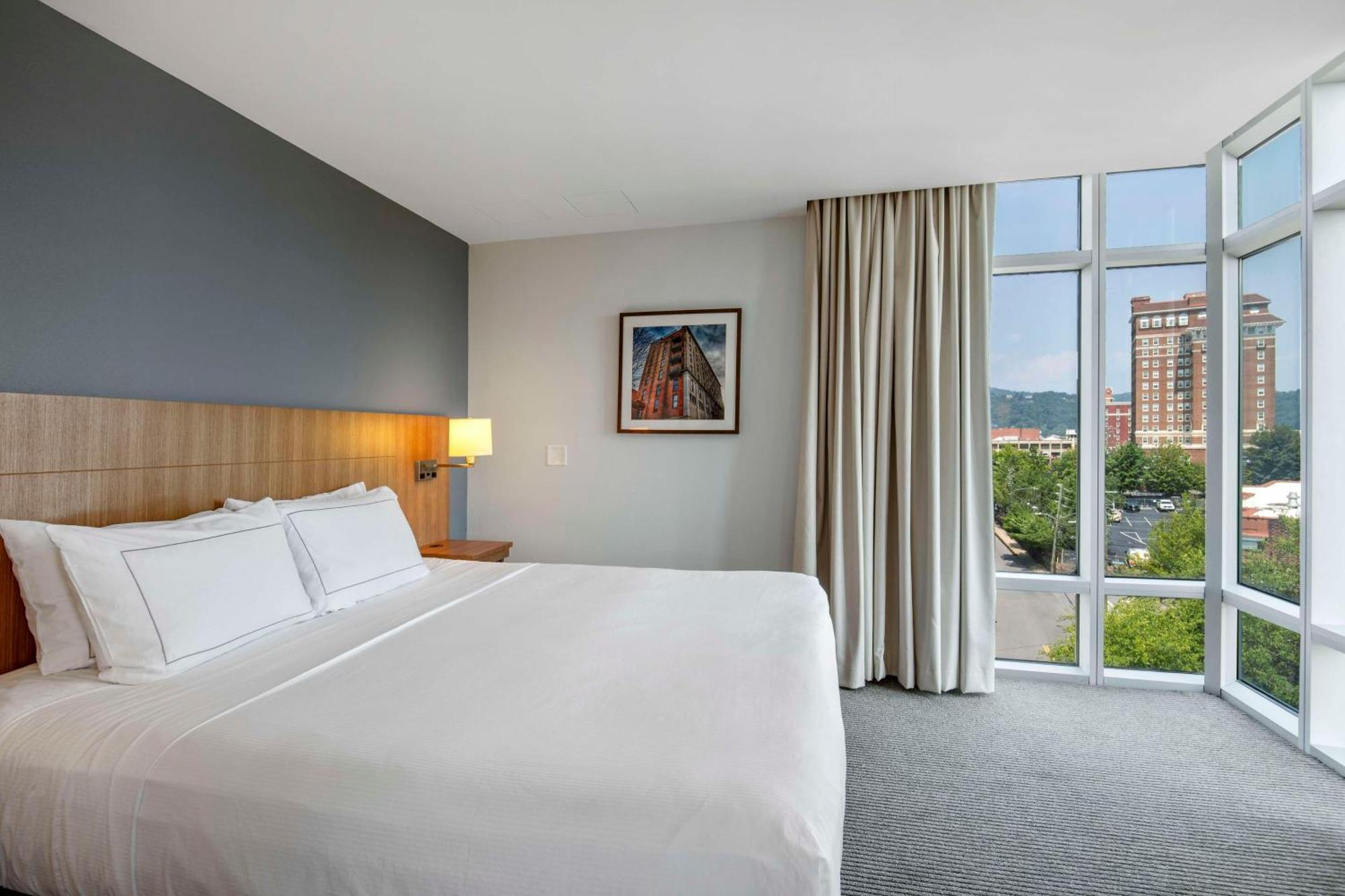 Doubletree By Hilton Asheville Downtown Ngoại thất bức ảnh